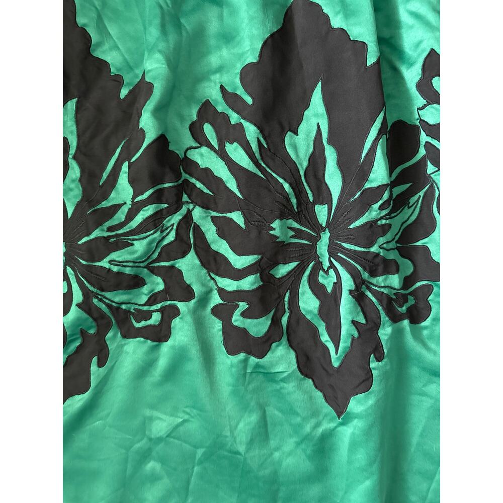 Anthropologie x Nikasha Embroidered Satin Maxi Dress Emerald Green Size Medium - Picture 9 of 12